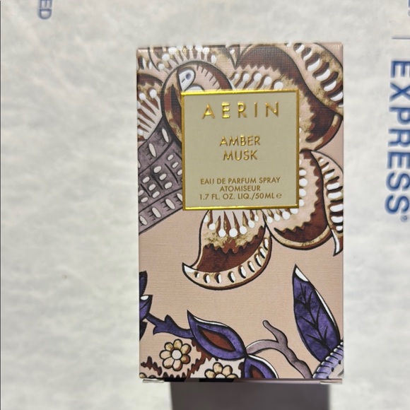Aerin Other - Aerin Amber Musk Perfume with Floral Design
